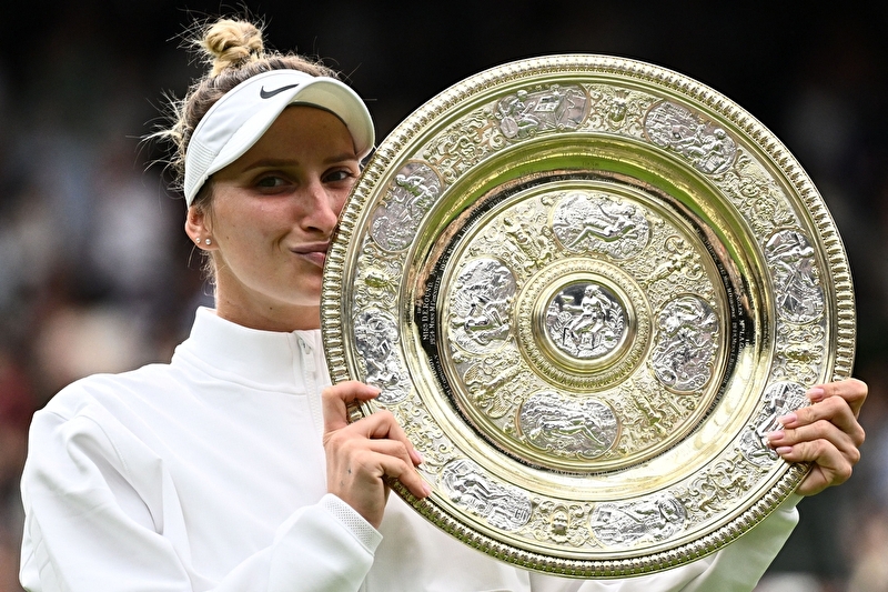 Rok 2023, WTA část III. Vondroušová senzačně dobyla Wimbledon, na US Open kralovala Gauffová