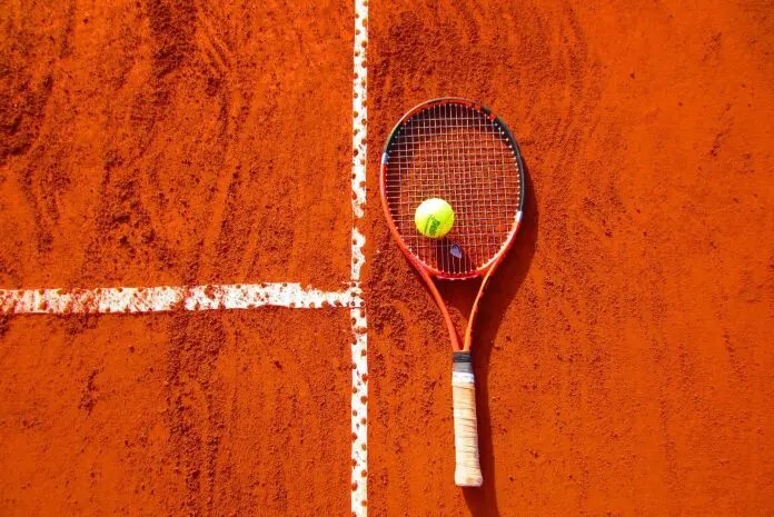 ロス資格ローランド・ギャロス。スヴルチナと6人のチェコのテニス選手が主要な競争のために戦う