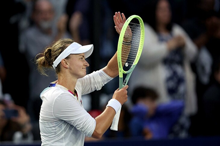 Krejčíková n’a laissé aucune surprise à Zhuhai, elle a ouvert la WTA Elite Cup avec une victoire sur Linette