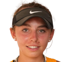Pawlak, Lucie